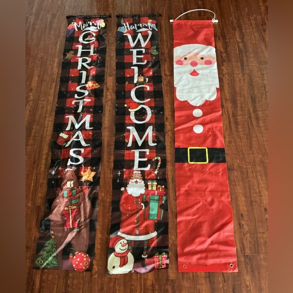 Other - Christmas hanging signs NWOT